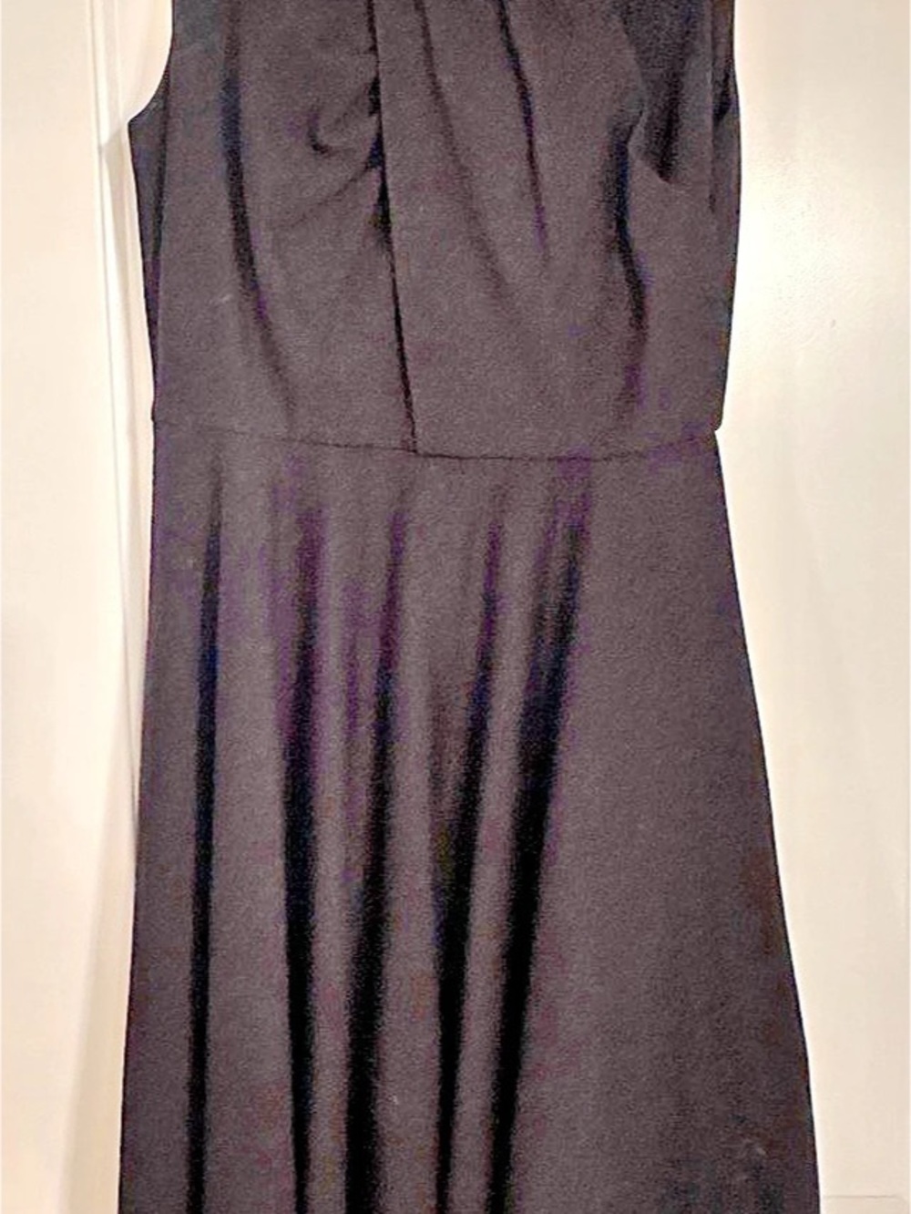 Kate Spade Pleated Midi Dress in Black Size 2 Like New